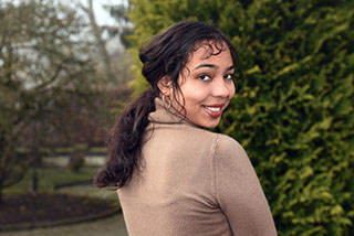 Interview avec Alba Fonjallaz, une jeune com�dienne tout en nuances - Servion, janvier 2019
